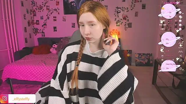 Snapshot of CallMeEffy1 chatting on 09.10.25 CallMeEffy1 online show from 09.10.25