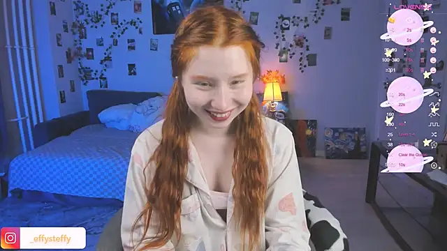 Snapshot of CallMeEffy1 chatting on 09.20.25 CallMeEffy1 online show from 09.20.25