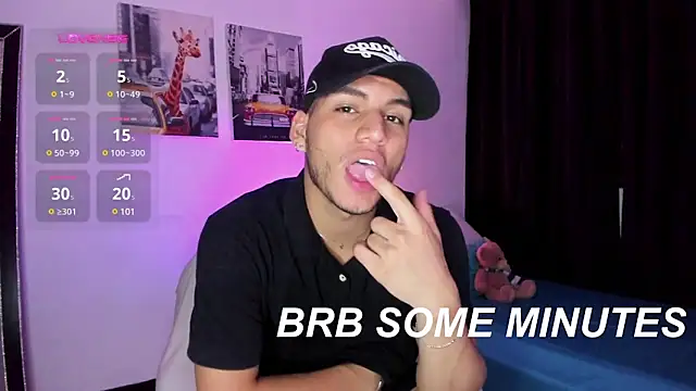 Snapshot of Curlblue chatting on 12.21.24 Curlblue online show from 12.21.24