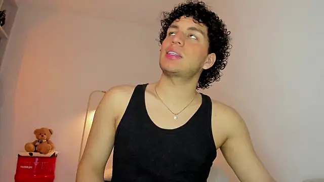 Curlblue online show from 11.11.25