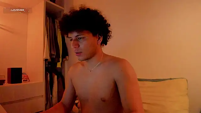 Curlblue online show from 12.04.25