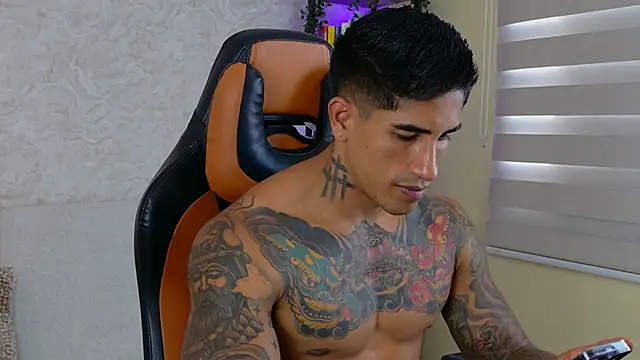 AdanReilly online show from 12.11.24