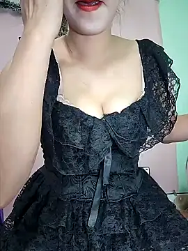 Snapshot of zizi_public chatting on 01.07.25 zizi public online show from 01.07.25