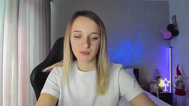 Snapshot of RouseReed chatting on 01.18.25 RouseReed online show from 01.18.25