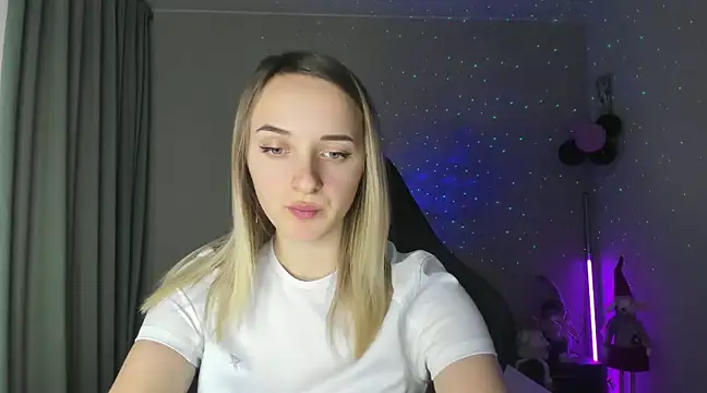 Snapshot of RouseReed chatting on 01.23.25 RouseReed online show from 01.23.25