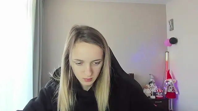 Snapshot of RouseReed chatting on 02.17.25 RouseReed online show from 02.17.25