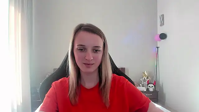Snapshot of RouseReed chatting on 03.10.25 RouseReed online show from 03.10.25