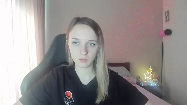 Snapshot of RouseReed chatting on 03.14.25 RouseReed online show from 03.14.25