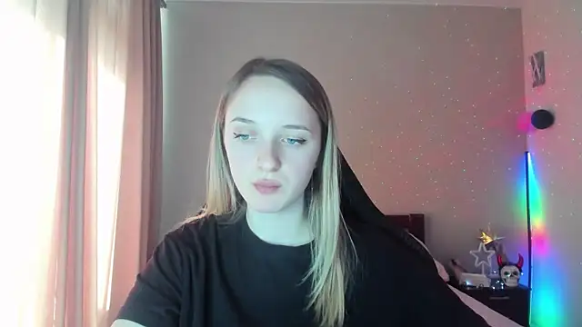 Snapshot of RouseReed chatting on 03.21.25 RouseReed online show from 03.21.25