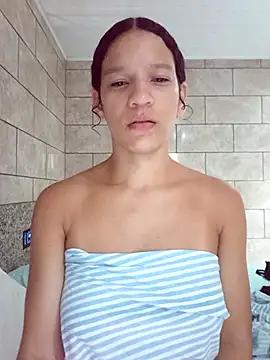 Snapshot of By_Aninha chatting on 04.28.26 By Aninha online show from 04.28.26
