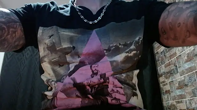 babyrecord1 online show from 01.06.25