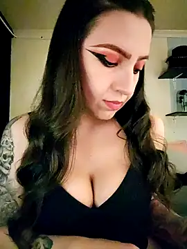 Snapshot of Paudelatorre chatting on 02.16.26 Paudelatorre online show from 02.16.26