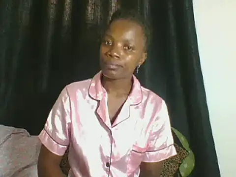 Snapshot of AfricanPrincess24 chatting on 02.25.25 AfricanPrincess24 online show from 02.25.25