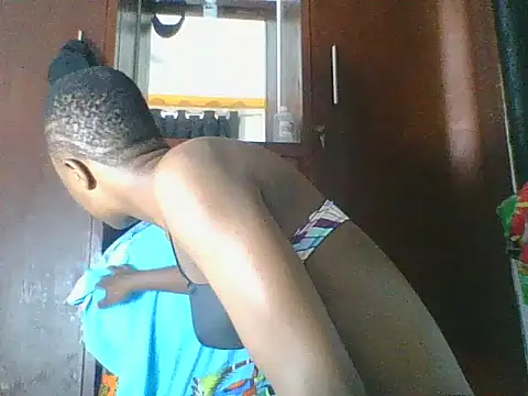 Snapshot of AfricanPrincess24 chatting on 02.19.26 AfricanPrincess24 online show from 02.19.26