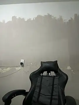 Snapshot of Jacotnk chatting on 01.05.25 Jacotnk online show from 01.05.25