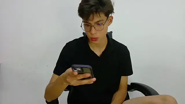 Snapshot of Jacotnk chatting on 02.01.25 Jacotnk online show from 02.01.25