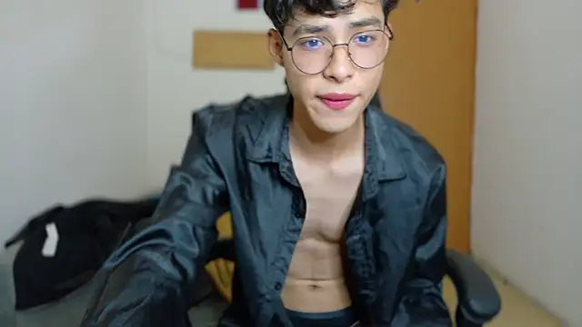 Snapshot of Jacotnk chatting on 02.07.25 Jacotnk online show from 02.07.25