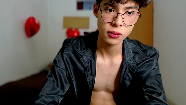 Snapshot of Jacotnk chatting on 02.14.25 Jacotnk online show from 02.14.25