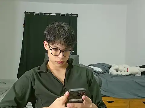 Snapshot of Jacotnk chatting on 10.02.25 Jacotnk online show from 10.02.25