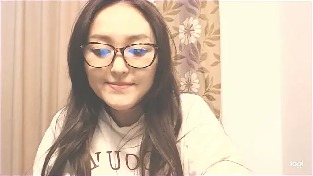 Snapshot of hrnyteacher chatting on 09.24.25 hrnyteacher online show from 09.24.25