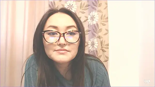 Snapshot of hrnyteacher chatting on 10.02.25 hrnyteacher online show from 10.02.25