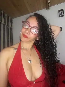 Snapshot of JULYSEX1 chatting on 05.19.26 JULYSEX1 online show from 05.19.26
