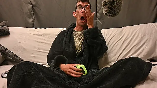 joeiandola online show from 10.04.25