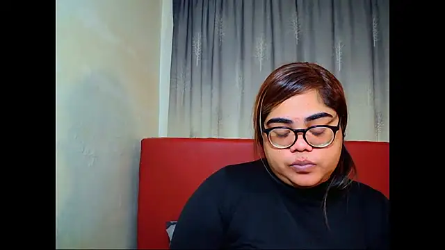 Snapshot of Indian_Lola00 chatting on 07.27.26 Indian Lola00 online show from 07.27.26