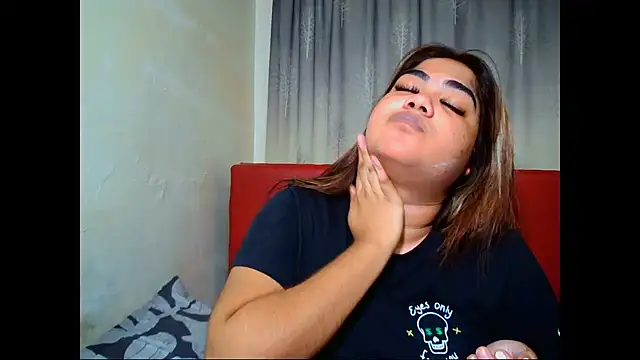Snapshot of Indian_Lola00 chatting on 07.29.26 Indian Lola00 online show from 07.29.26