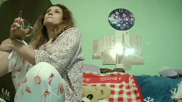 SexyGioconda online show from 12.14.25