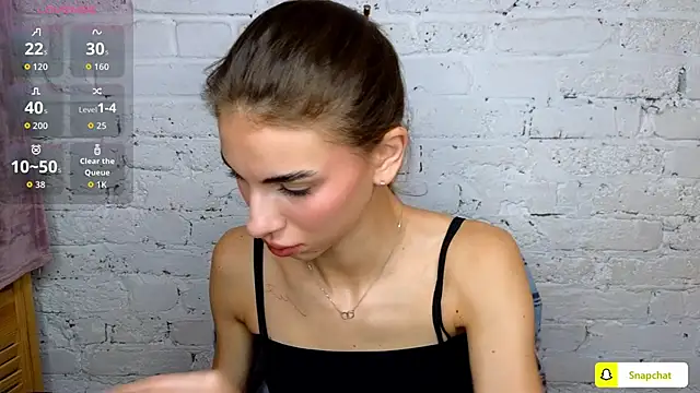 EmmyGreans online show from 10.03.25