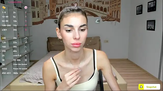 EmmyGreans online show from 10.10.25