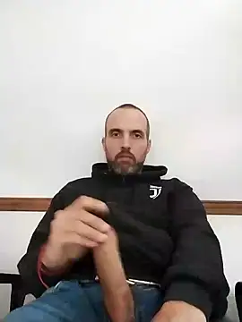 leon3875 online show from 12.19.24