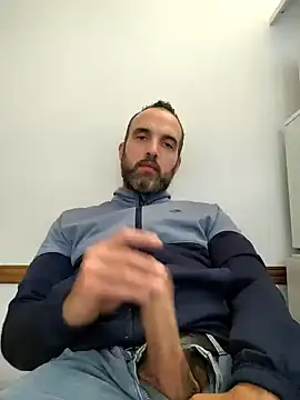 leon3875 online show from 03.13.25