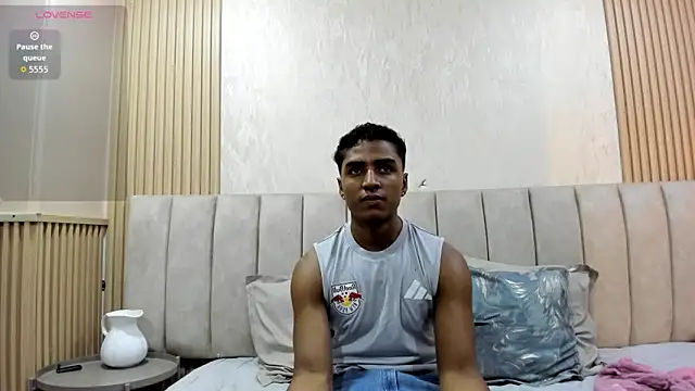 Snapshot of MagnusKing_ chatting on 05.31.26 MagnusKing online show from 05.31.26