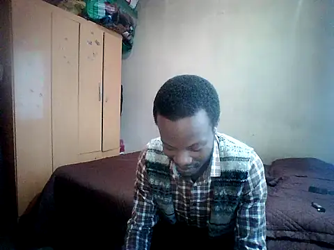 Snapshot of CedRickBakana chatting on 09.18.25 CedRickBakana online show from 09.18.25