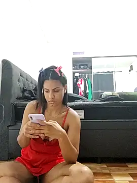 Snapshot of Bella_Anjoss chatting on 12.05.24 Bella Anjoss online show from 12.05.24