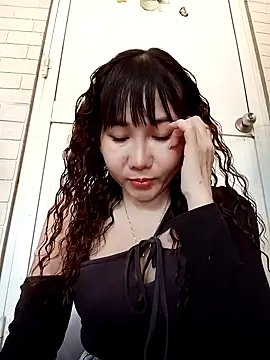 Ana love2000 online show from 02.25.25