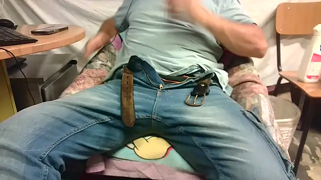 Giulio35 Pika online show from 09.19.25