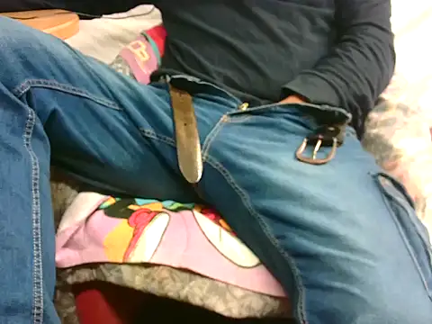 Giulio35 Pika online show from 11.21.25