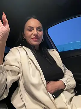 KimKelly13 online show from 01.16.26