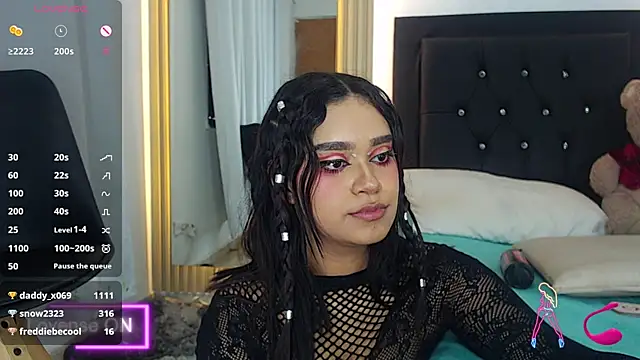 coraline v online show from 12.05.24