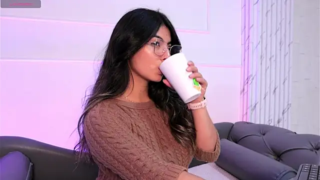 ShelleyMorell online show from 03.13.25