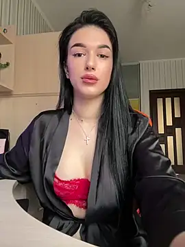 Julietta a online show from 03.21.25