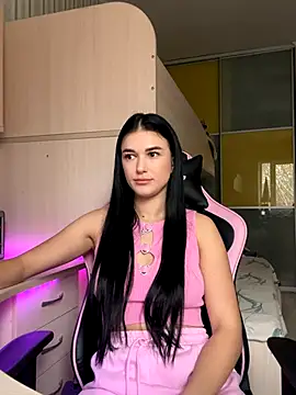 Julietta a online show from 11.16.25