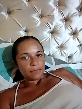 GiveLove1 online show from 12.22.25