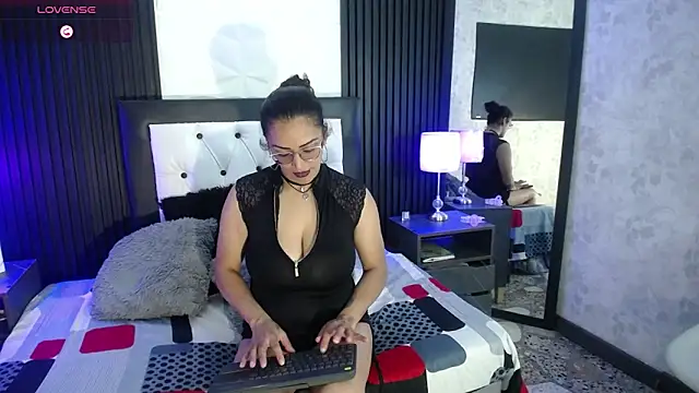 dayana mendoza69 online show from 02.05.25