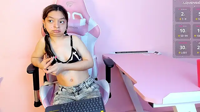 CharlotteMuller online show from 10.25.25