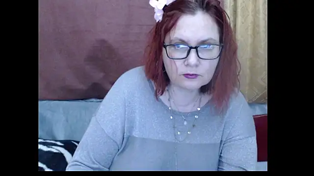 Snapshot of PlayfullMature chatting on 05.04.26 PlayfullMature online show from 05.04.26
