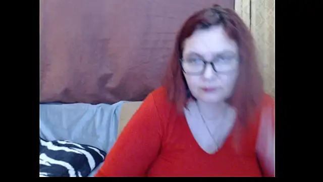 Snapshot of PlayfullMature chatting on 05.20.26 PlayfullMature online show from 05.20.26